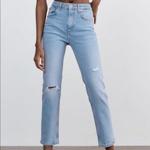 NEW Zara Slim-fit highrise light blue ripped jeans